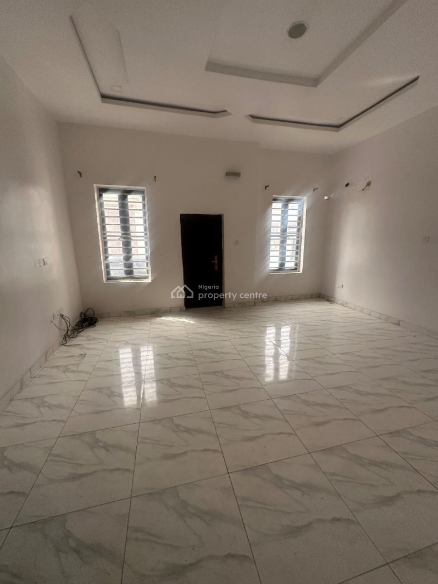 a Luxury Masters Room Upstairs., Ikota Gra, Lekki, Lagos, Terraced Duplex for Rent