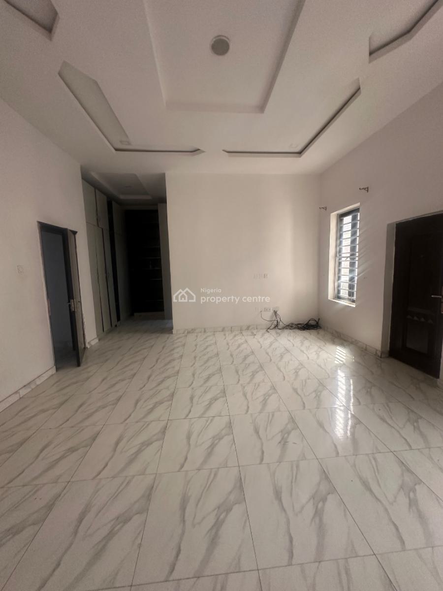 a Luxury Masters Room Upstairs., Ikota Gra, Lekki, Lagos, Terraced Duplex for Rent