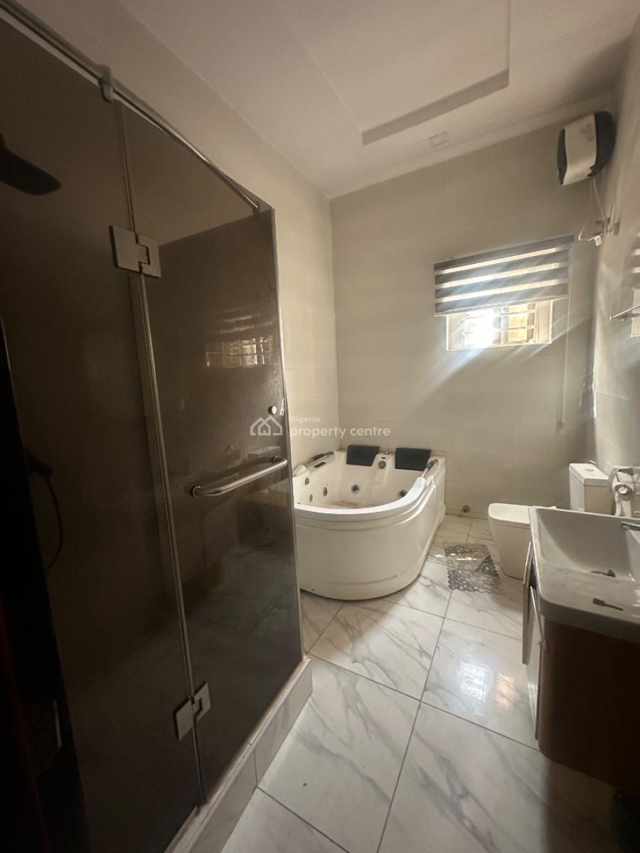 a Luxury Masters Room Upstairs., Ikota Gra, Lekki, Lagos, Terraced Duplex for Rent