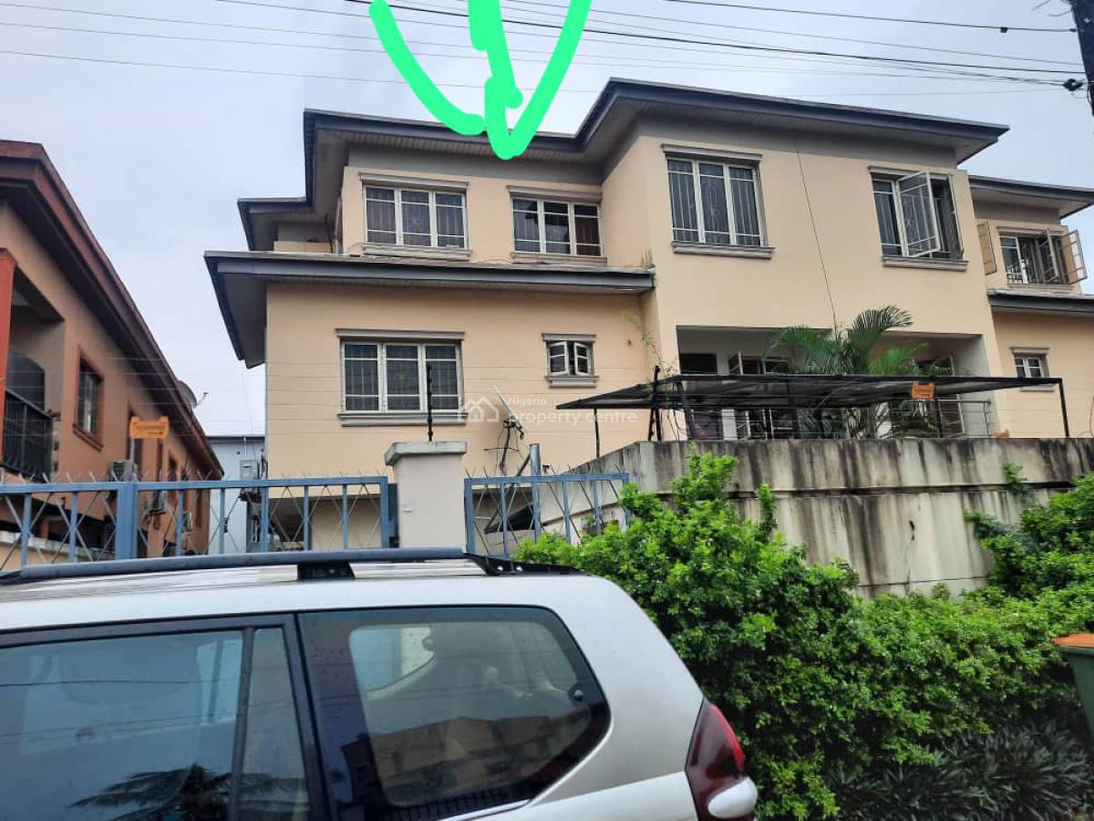 a Well Maintained 6 Bedrooms Semi Detached Duplex with a Bq, Lekki Phase 1, Lekki, Lagos, Semi-detached Duplex for Sale