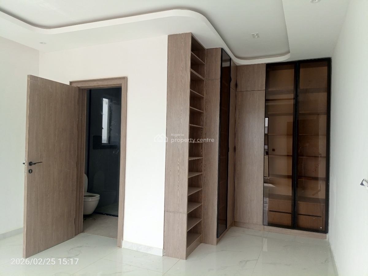 2 Bedroom Newly Built Luxurious Flat, Foreshore Freedom Way, Lekki Phase 1, Lekki, Lagos, Flat / Apartment for Sale