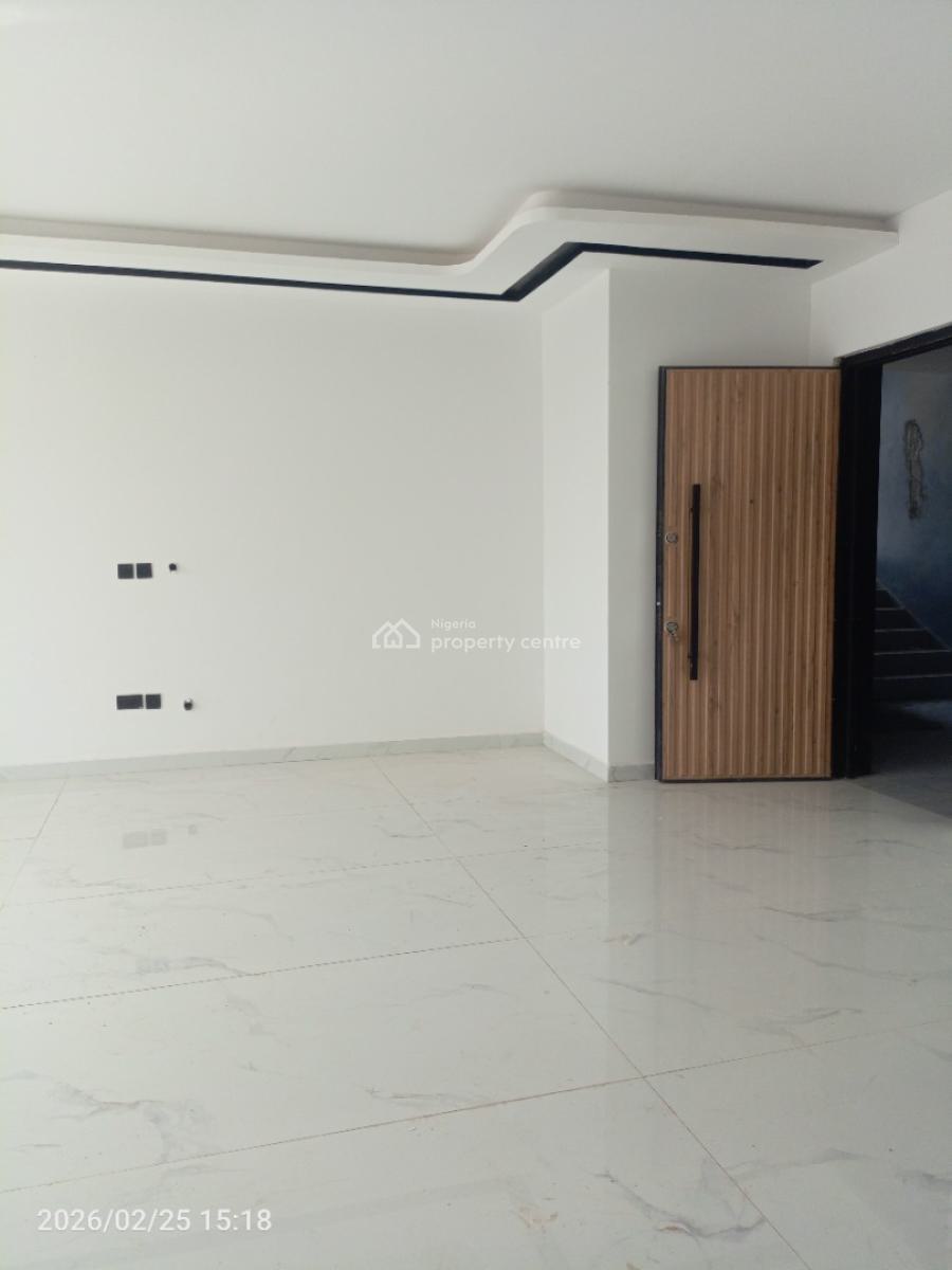 2 Bedroom Newly Built Luxurious Flat, Foreshore Freedom Way, Lekki Phase 1, Lekki, Lagos, Flat / Apartment for Sale