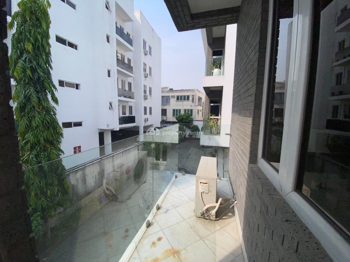 3 Bedrooms Semi-detached House with Bq, House on 3 Floors, Off Layi Ajayi-bembe Rd, Parkview, Ikoyi, Lagos, Semi-detached Duplex for Rent