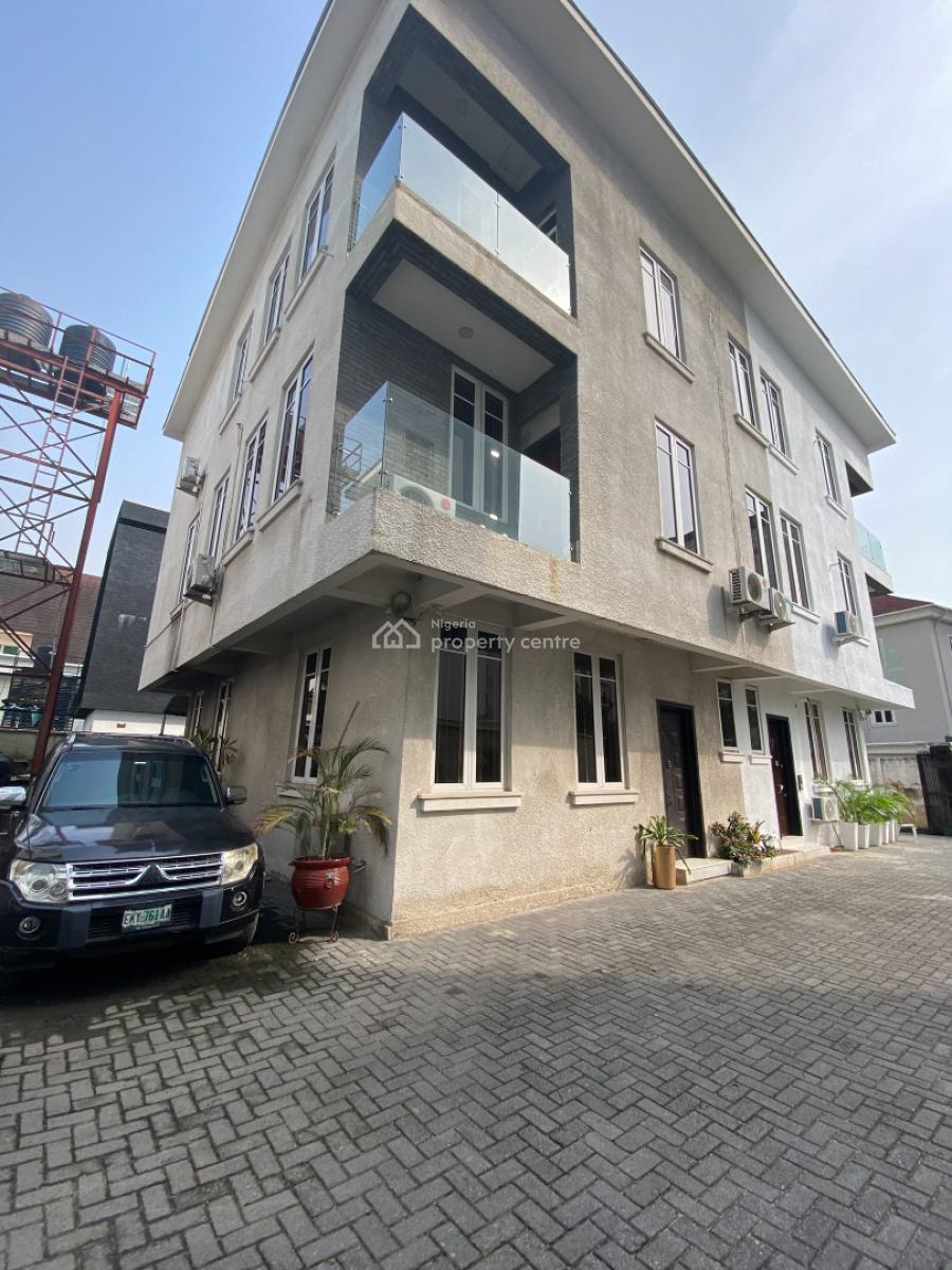 3 Bedrooms Semi-detached House with Bq, House on 3 Floors, Off Layi Ajayi-bembe Rd, Parkview, Ikoyi, Lagos, Semi-detached Duplex for Rent