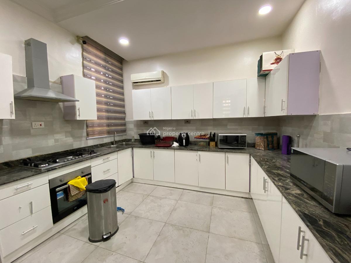 3 Bedrooms Semi-detached House with Bq, House on 3 Floors, Off Layi Ajayi-bembe Rd, Parkview, Ikoyi, Lagos, Semi-detached Duplex for Rent