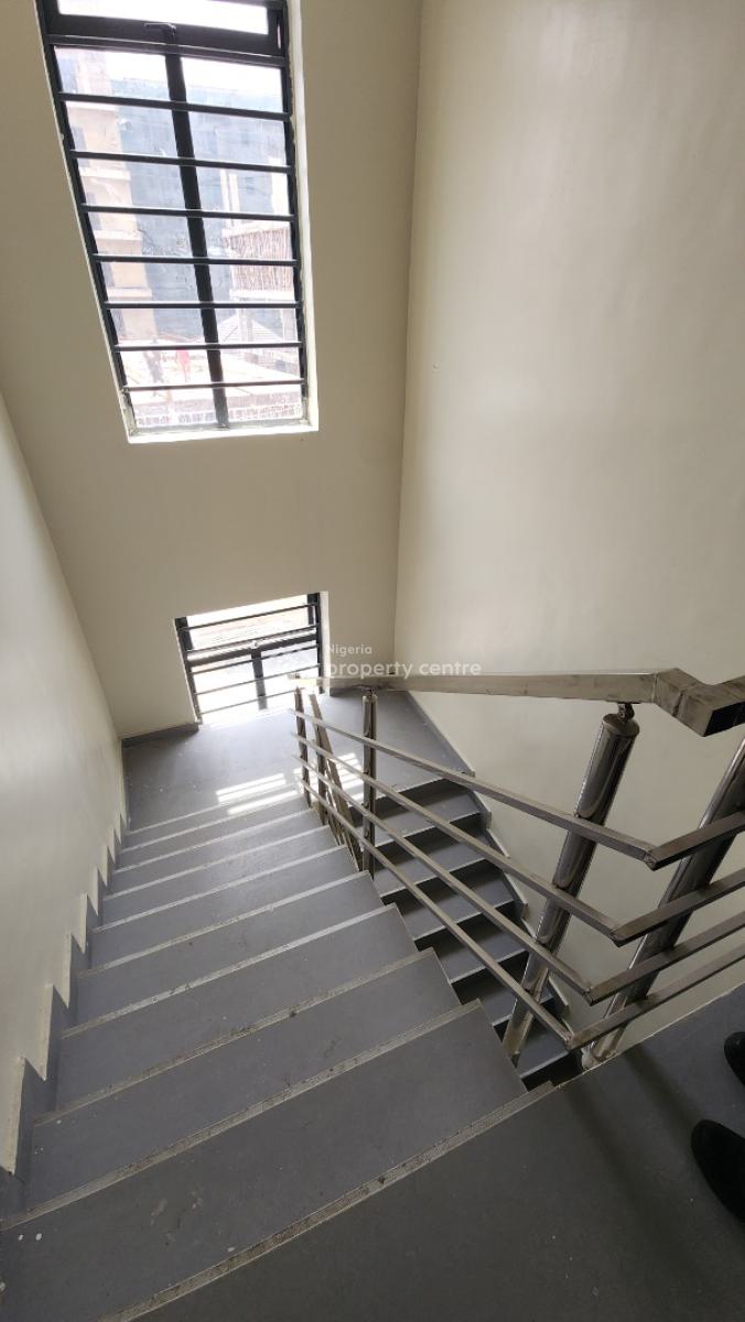 Brand New 2 Bedroom Apartment with Bq, Lekki Phase 1, Lekki, Lagos, Flat / Apartment for Sale