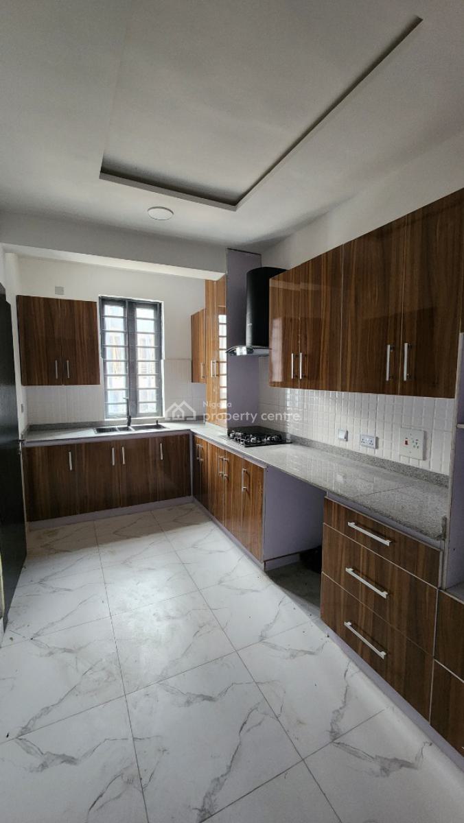 Brand New 2 Bedroom Apartment with Bq, Lekki Phase 1, Lekki, Lagos, Flat / Apartment for Sale