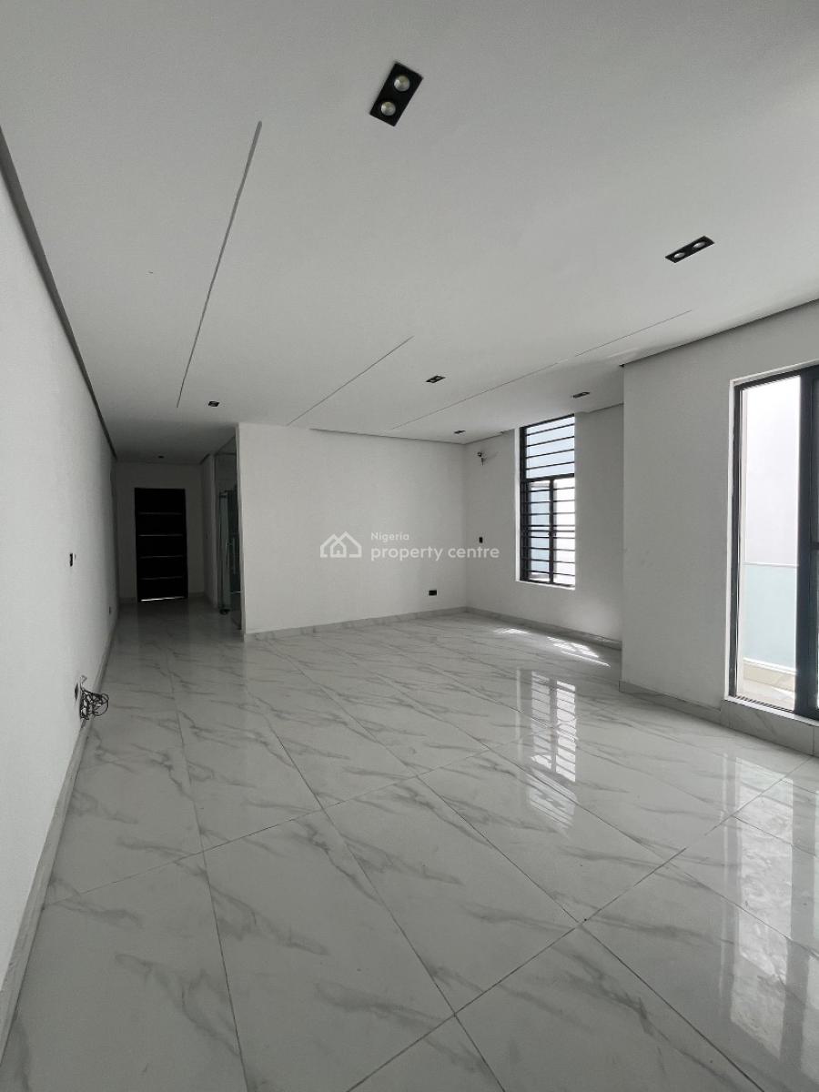 2 Bedroom Apartment, Ologolo, Lekki, Lagos, Flat / Apartment for Sale