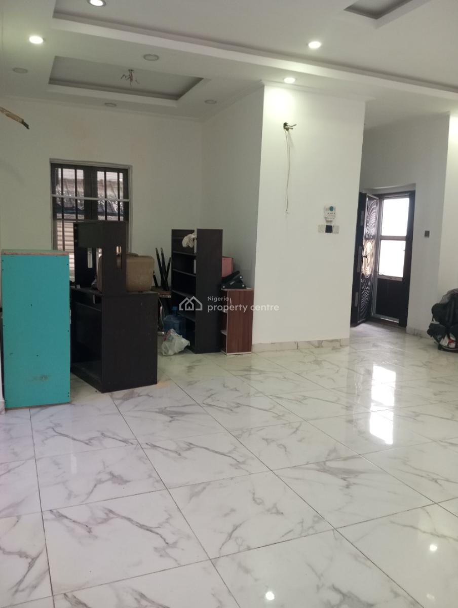 a Well Maintained 5 Bedrooms Fully Detached with a Bq, Chevron, Lekki, Lagos, Detached Duplex for Rent