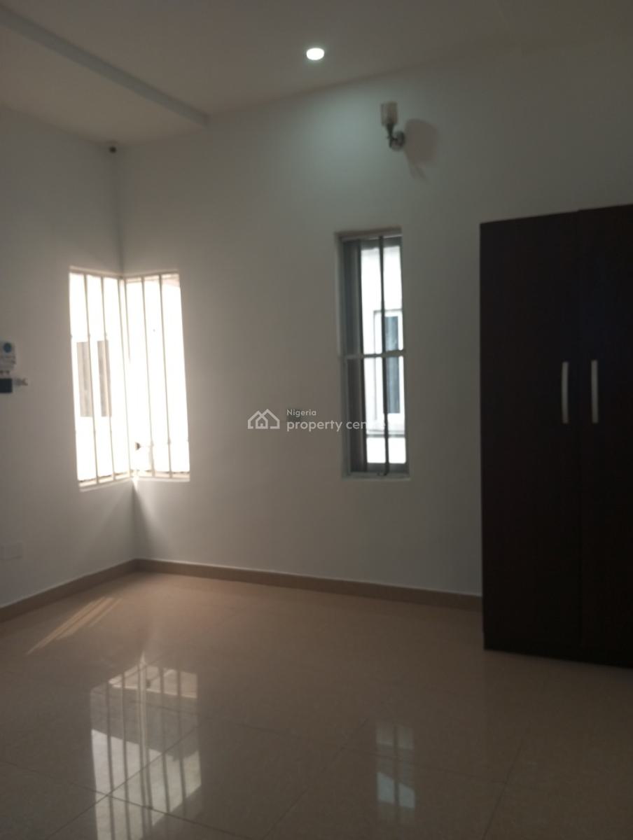a Well Maintained 5 Bedrooms Fully Detached with a Bq, Chevron, Lekki, Lagos, Detached Duplex for Rent