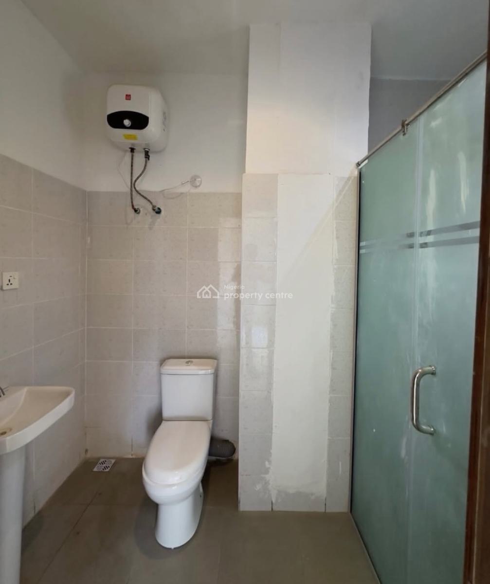 2 Bedroom Apartment with Elevator, Lekki Phase 1, Lekki, Lagos, Flat / Apartment for Rent