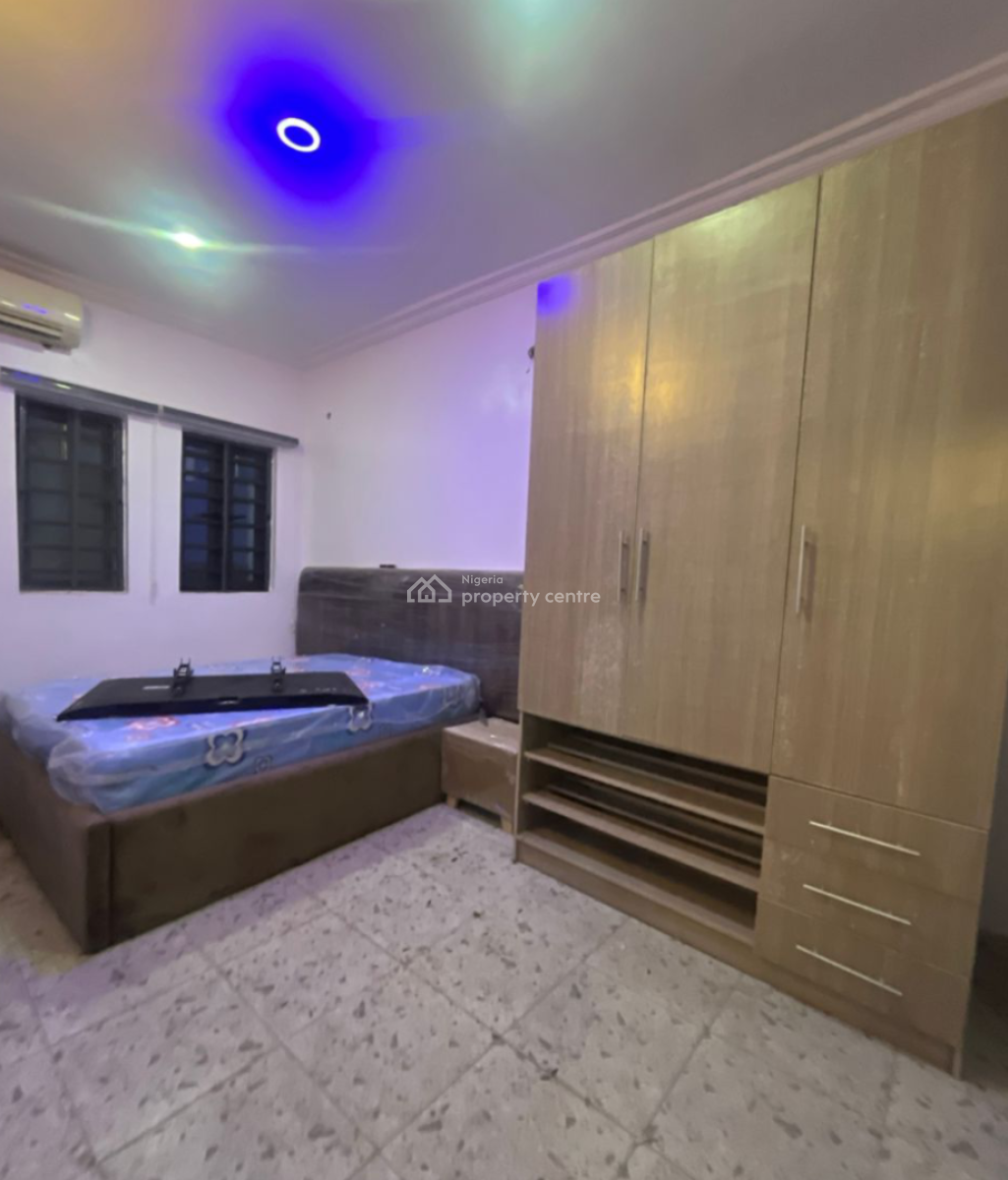 Executive 2 Bedroom Apartment, Gra Phase 2, Magodo, Lagos, Flat / Apartment for Rent