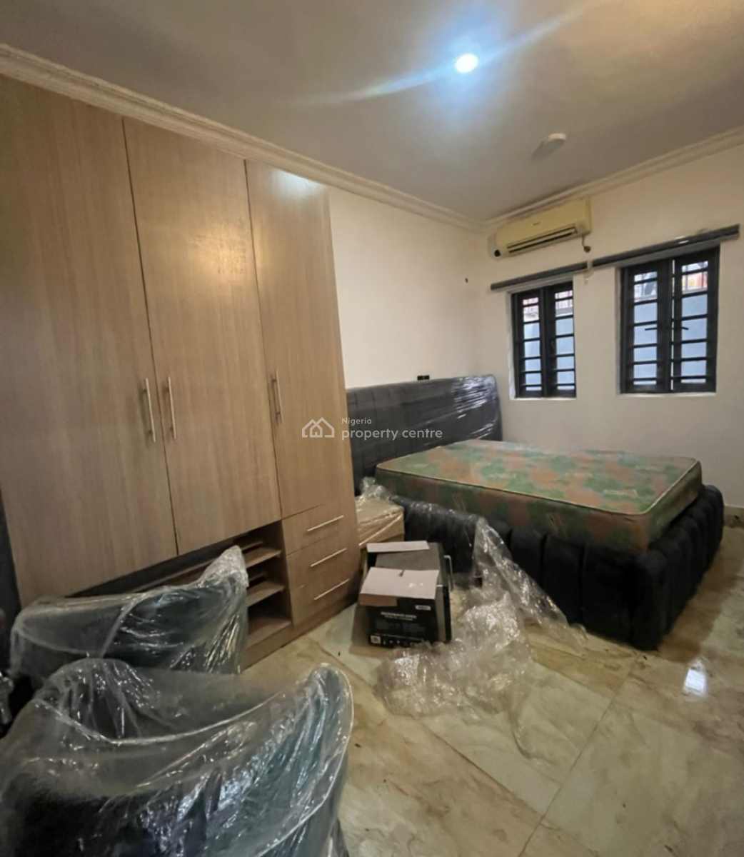 Executive 2 Bedroom Apartment, Gra Phase 2, Magodo, Lagos, Flat / Apartment for Rent