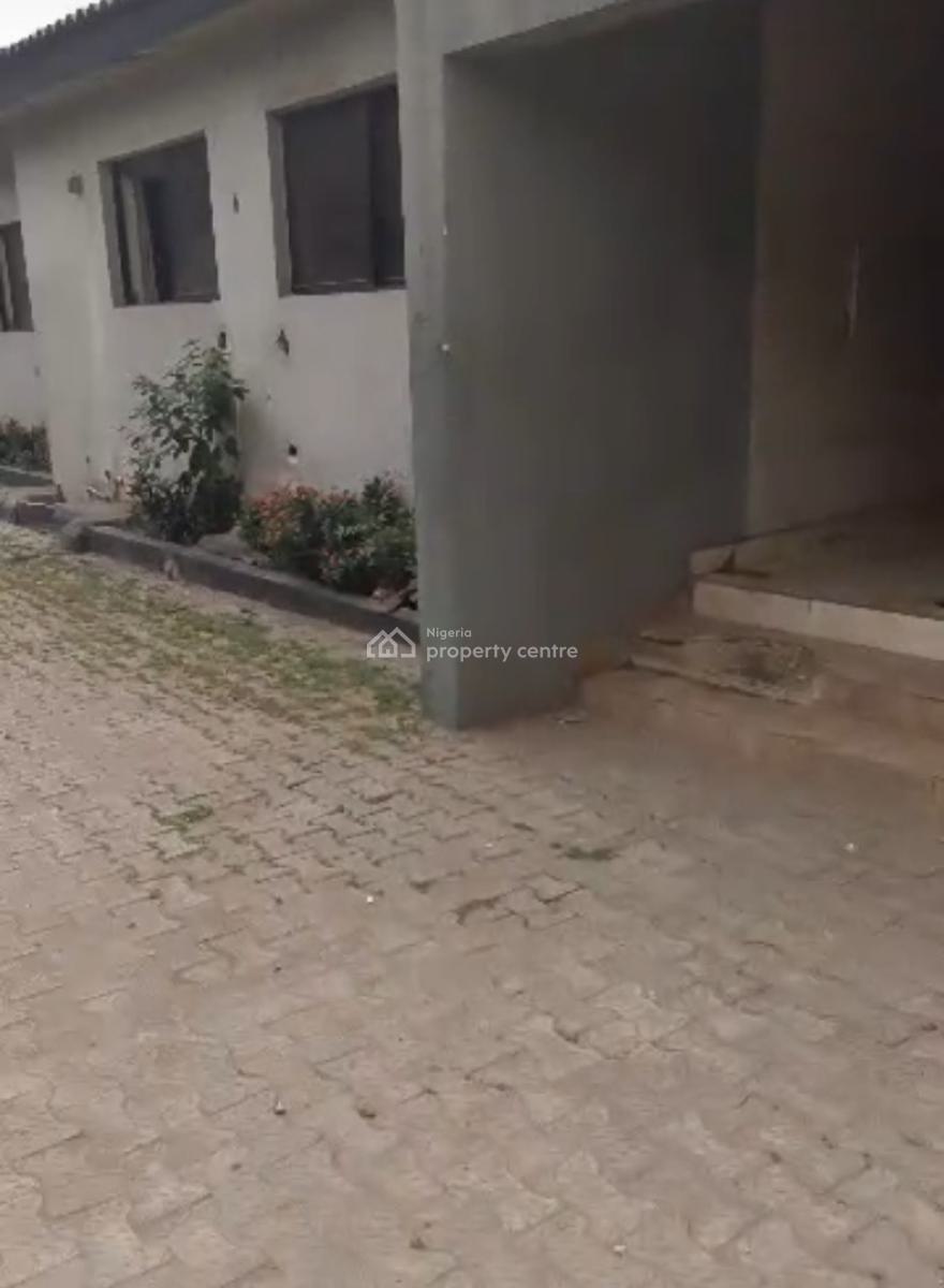 Bungalow  Sitting on a Land of 2150sqm, Adeniyi Jones, Ikeja, Lagos, Detached Bungalow for Sale