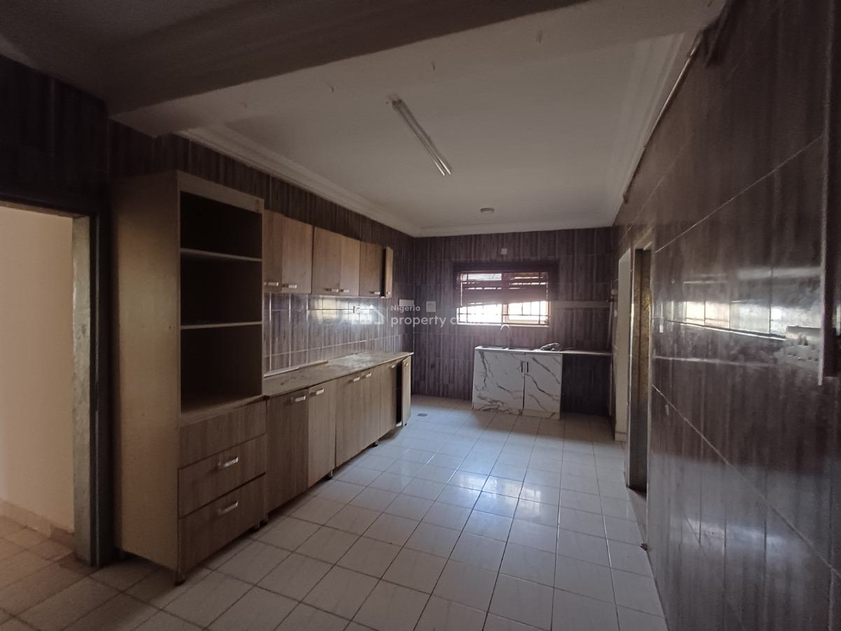 Lovely 3 Bedroom Flat on The First Floor, Coza, Guzape District, Abuja, Flat / Apartment for Rent