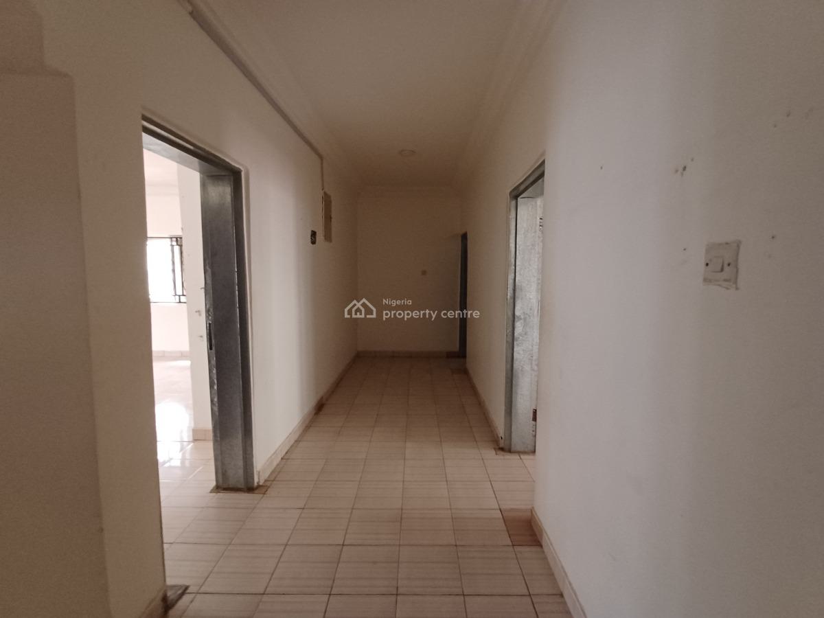 Lovely 3 Bedroom Flat on The First Floor, Coza, Guzape District, Abuja, Flat / Apartment for Rent