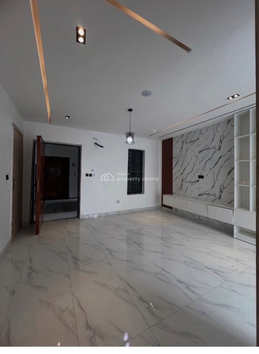 2 Bedroom Apartment with Pool Upper Floor, Ikate, Lekki, Lagos, Flat / Apartment for Rent