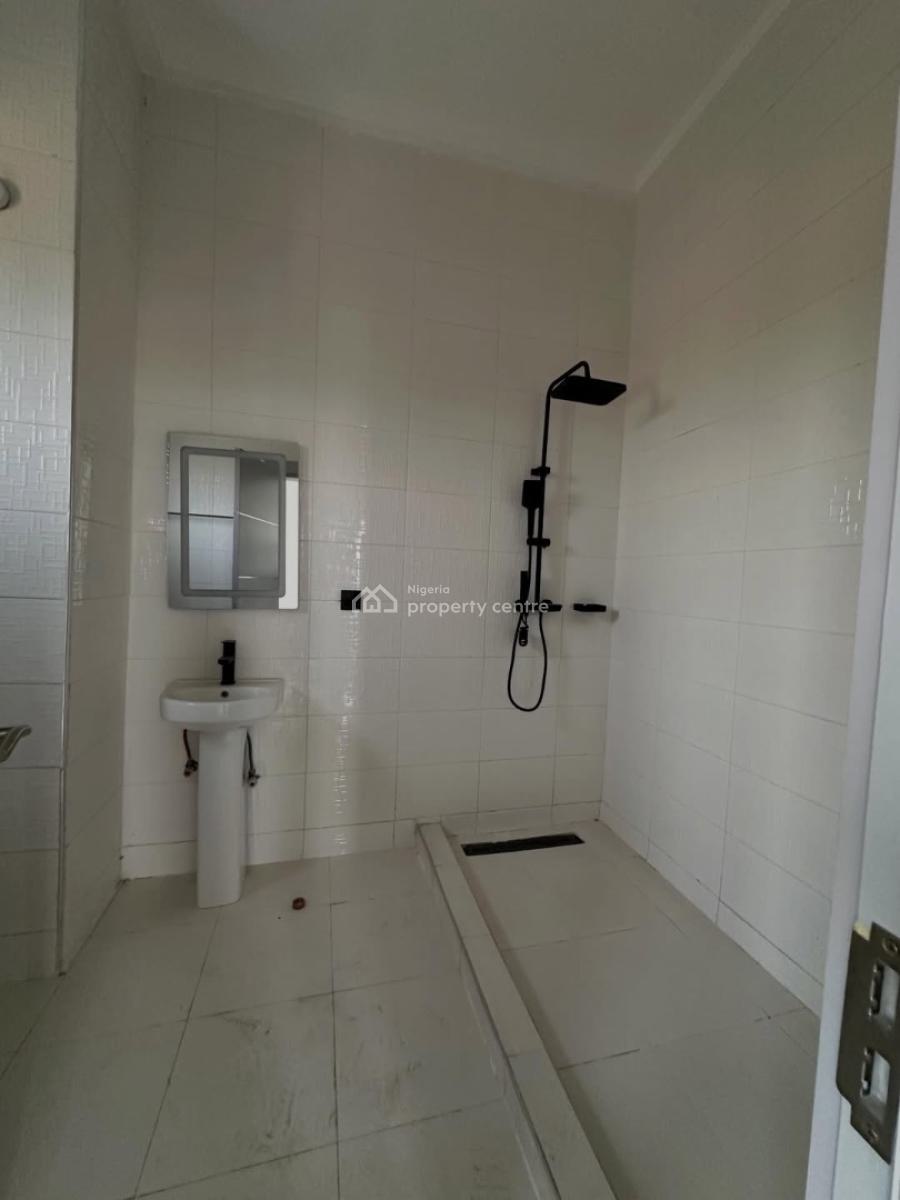 Brand New 3 Bedroom Apartment  2nd Floor Unit, Jahi, Abuja, Block of Flats for Sale