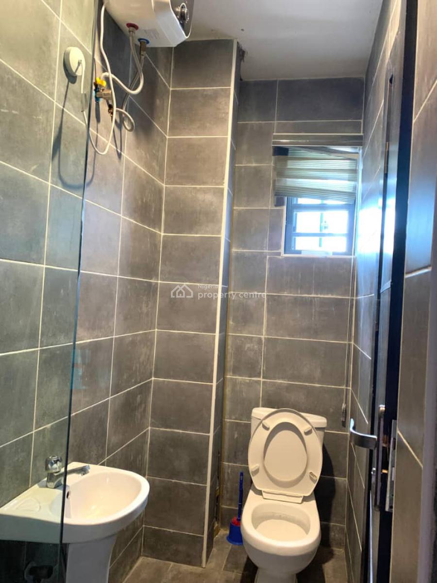 Luxury a Vacant 2 Bedroom Apartment with Excellent Facility, Chevron Conservation, Lekki, Lagos, Flat / Apartment for Rent