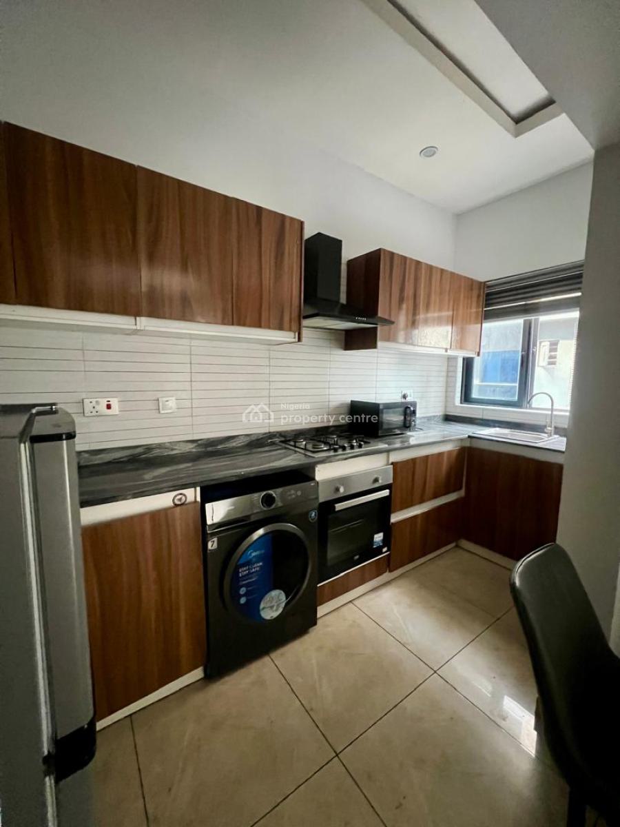 Luxury a Vacant 2 Bedroom Apartment with Excellent Facility, Chevron Conservation, Lekki, Lagos, Flat / Apartment for Rent