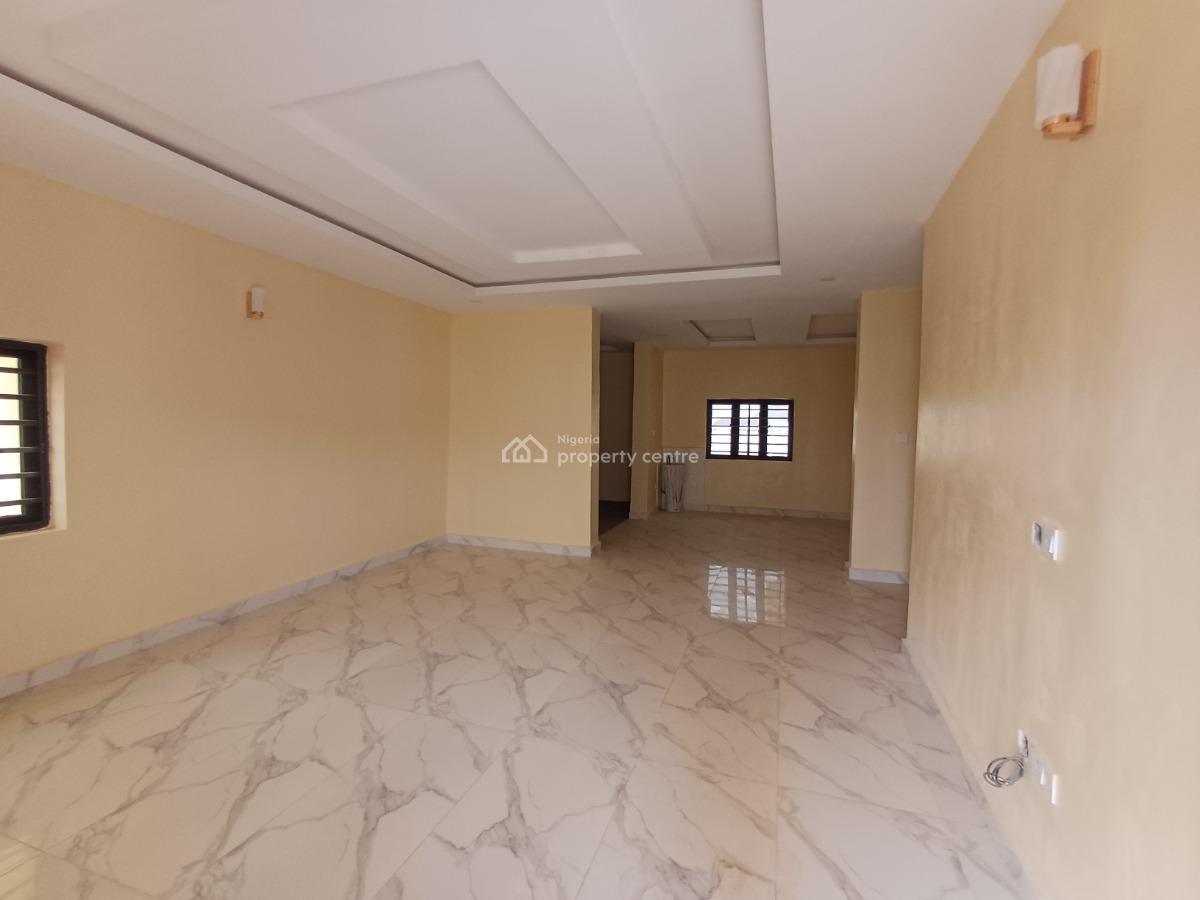 Lovely Brand New 3 Bedroom Flat with Bq, Guzape District, Abuja, Flat / Apartment for Rent
