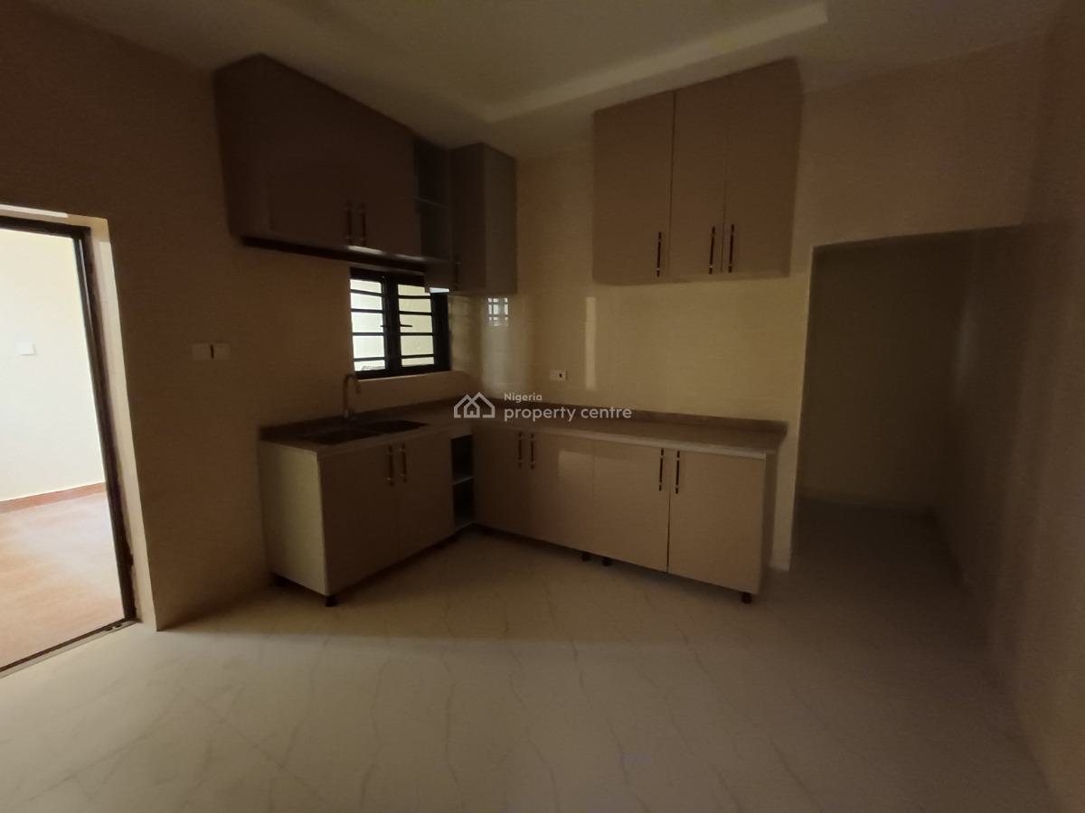 Lovely Brand New 3 Bedroom Flat with Bq, Guzape District, Abuja, Flat / Apartment for Rent