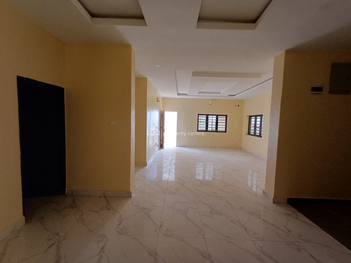 Lovely Brand New 3 Bedroom Flat with Bq, Guzape District, Abuja, Flat / Apartment for Rent