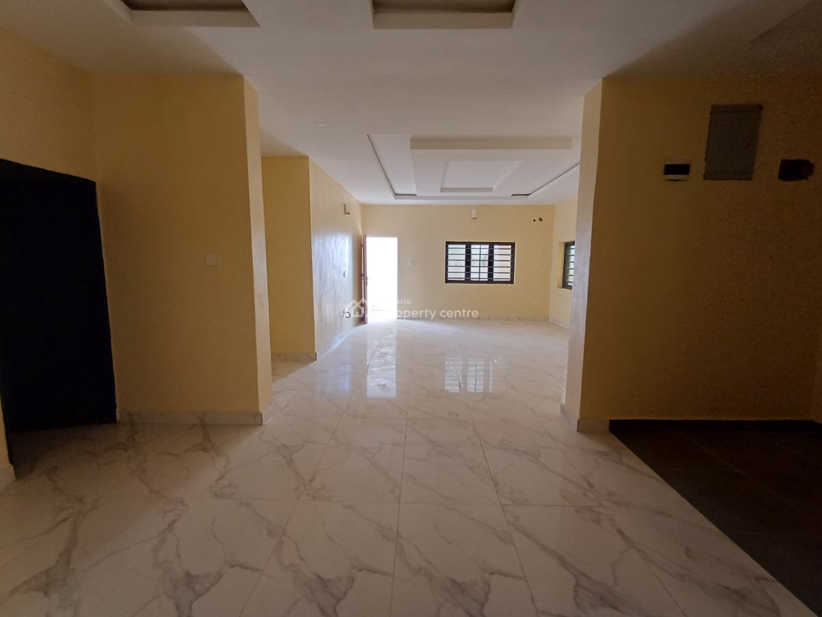 Lovely Brand New 3 Bedroom Flat with Bq, Guzape District, Abuja, Flat / Apartment for Rent