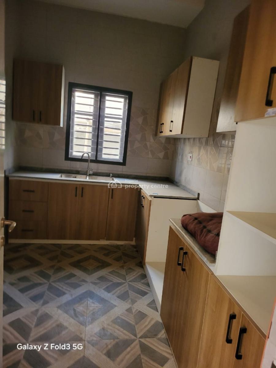 Brand New Two Bedrooms Flat, Admiralty Estate, Asokoro District, Abuja, Flat / Apartment for Rent