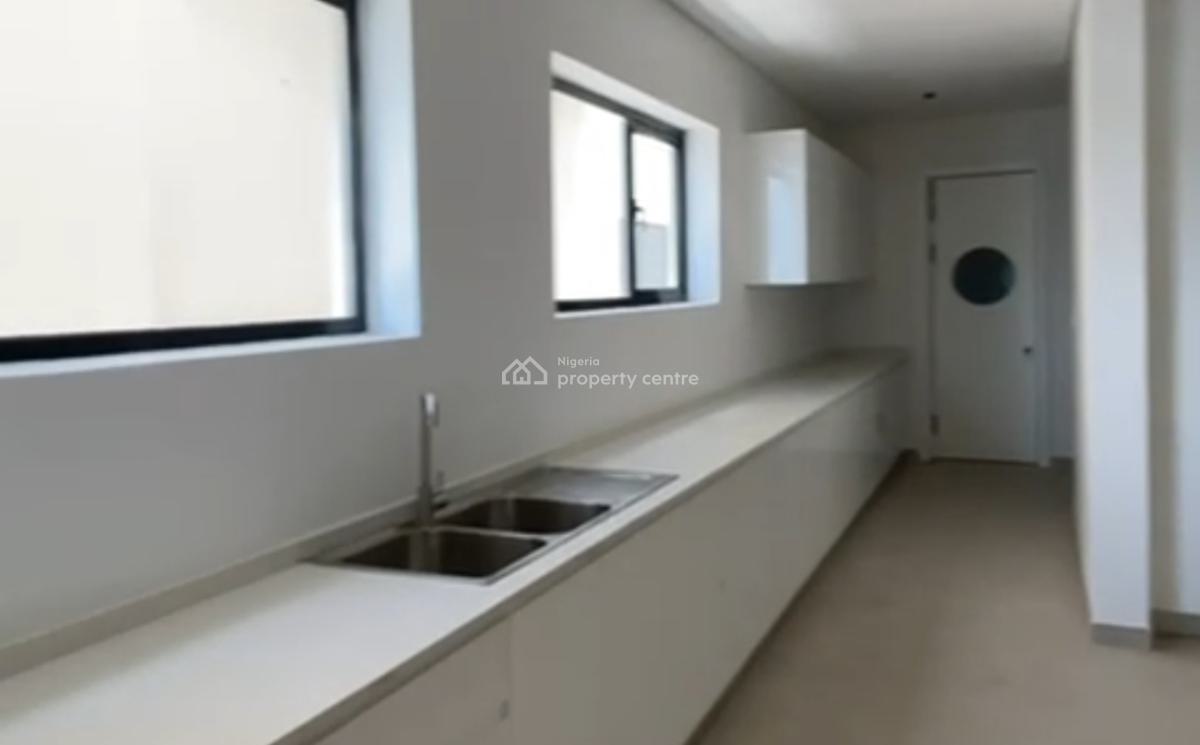 Luxurious 6 Bedroom Waterfront Fully Detached Duplex +bq Swimming Pool, Banana Island, Ikoyi, Lagos, Detached Duplex for Sale