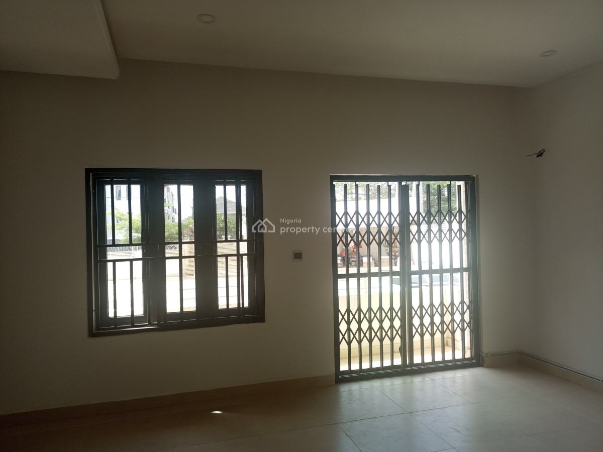 Tastefully Finished Spacious Standard Built  3 Bedroom Apartment.  Ground Floor., By Gilmor, Jahi, Abuja, Flat / Apartment for Rent