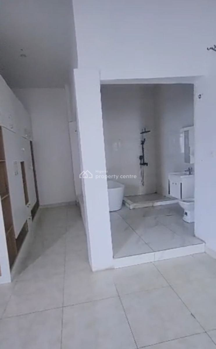 Spacious Upstairs Masters Bedroom with Ac { Video}, Ikota Villa Gra, Ikota, Lekki, Lagos, Self Contain (single Rooms) for Rent