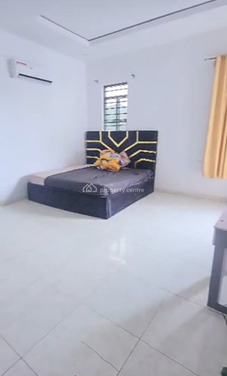 Spacious Upstairs Masters Bedroom with Ac { Video}, Ikota Villa Gra, Ikota, Lekki, Lagos, Self Contain (single Rooms) for Rent