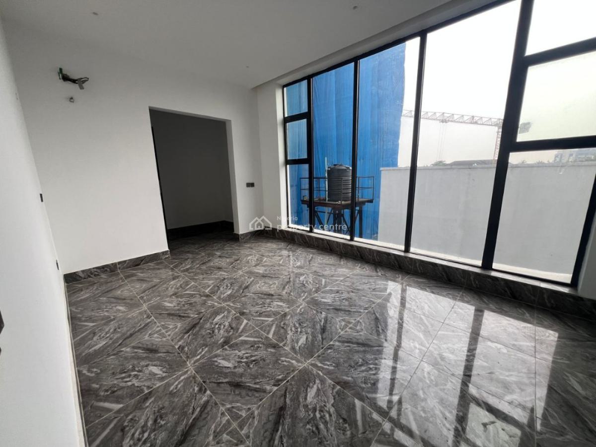 Luxury 3-bedroom  Maisonette with Excellent Facility, Ikoyi, Lagos, Flat / Apartment for Rent