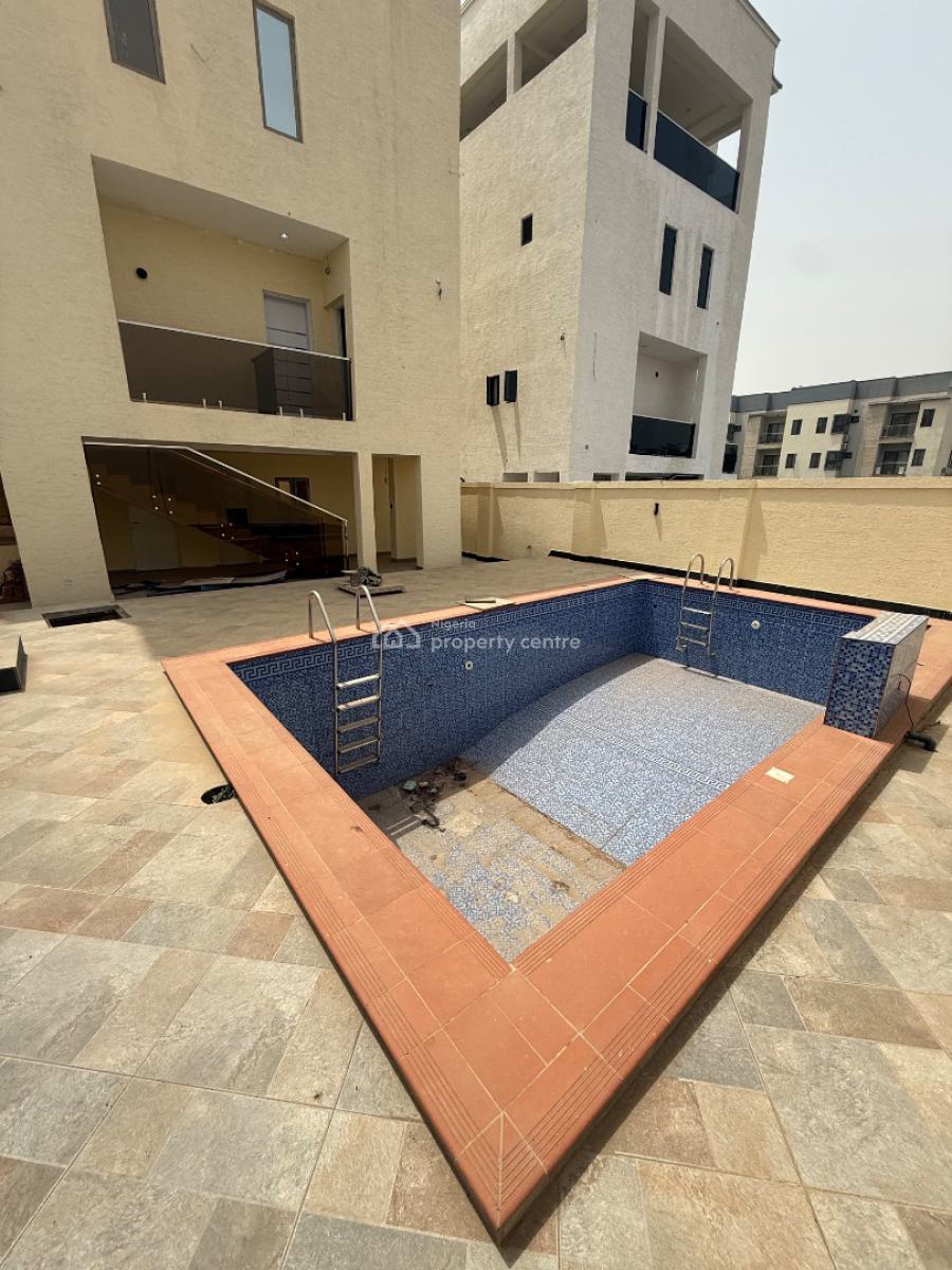 a Standard Luxury Family Home, Guzape District, Abuja, Detached Duplex for Sale