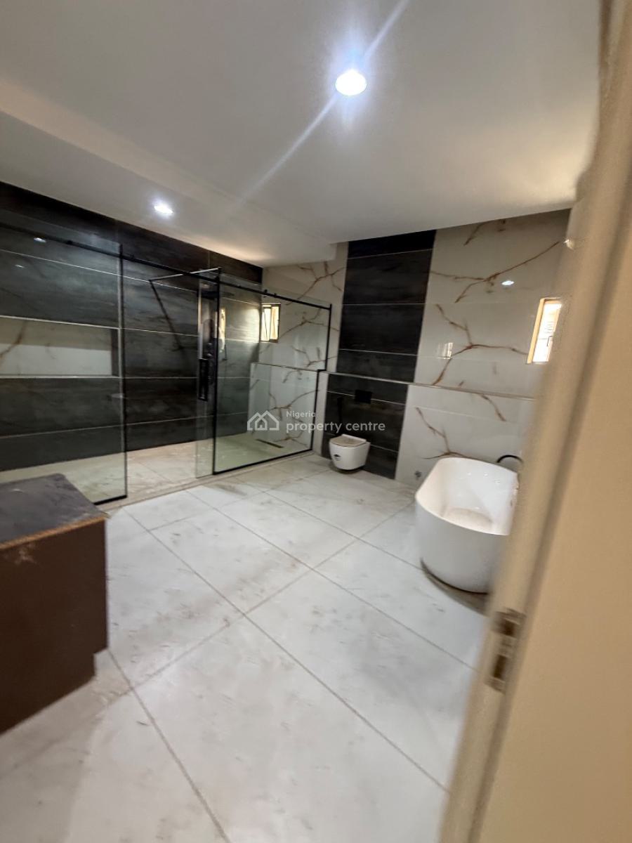 a Standard Luxury Family Home, Guzape District, Abuja, Detached Duplex for Sale