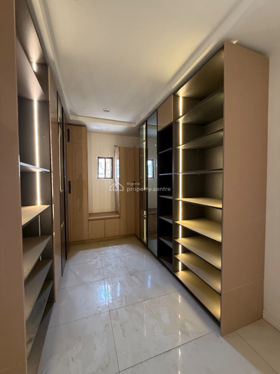 a Standard Luxury Family Home, Guzape District, Abuja, Detached Duplex for Sale