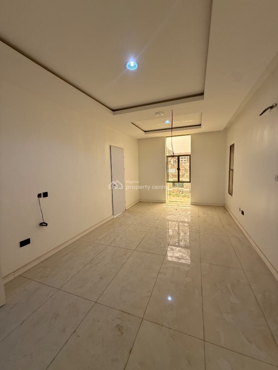 a Standard Luxury Family Home, Guzape District, Abuja, Detached Duplex for Sale