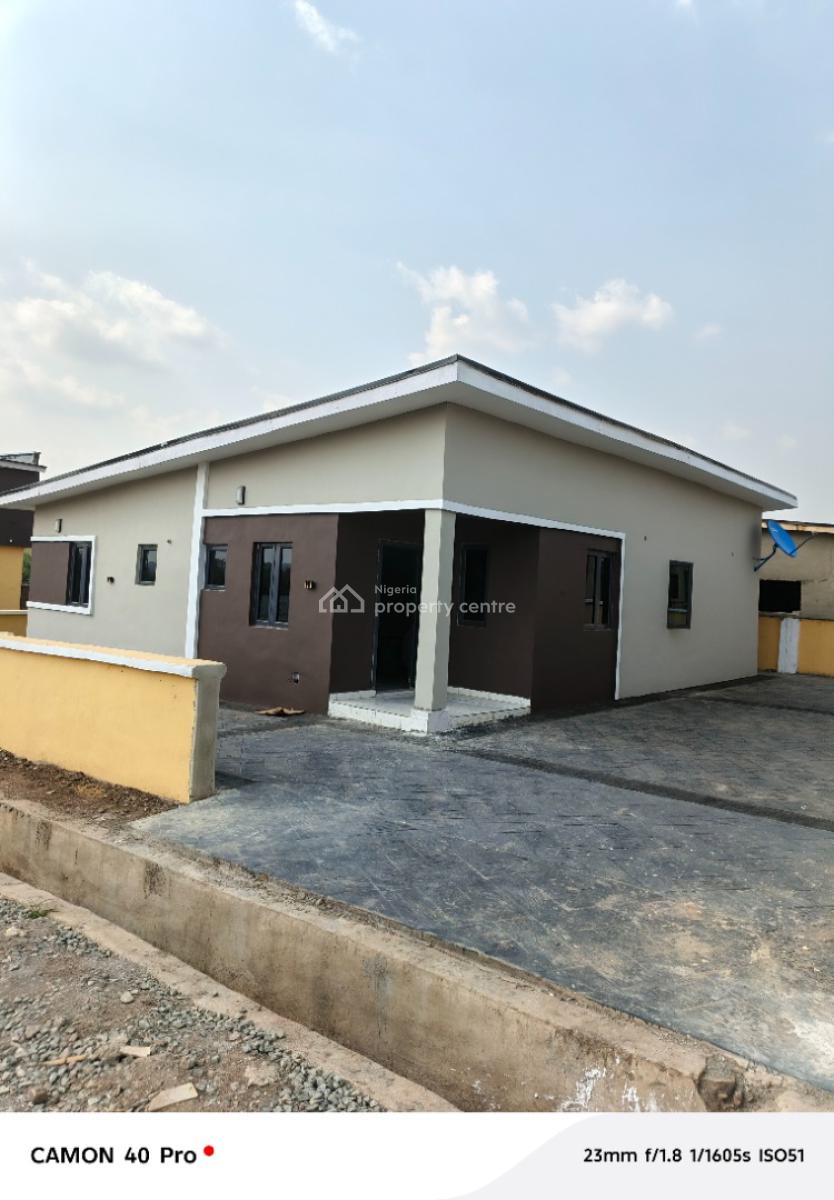 2-bedroom Bungalow, Omituntun Estate, Egbeda, Oyo, Detached Bungalow for Sale