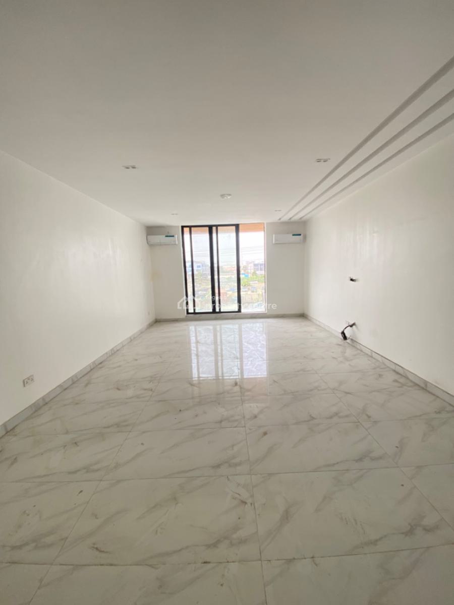 Luxurious 2 Bedroom Service Apartment with Rooftop Pool, Gym & Elevator, Lekki Phase 1, Lekki, Lagos, Flat / Apartment for Sale