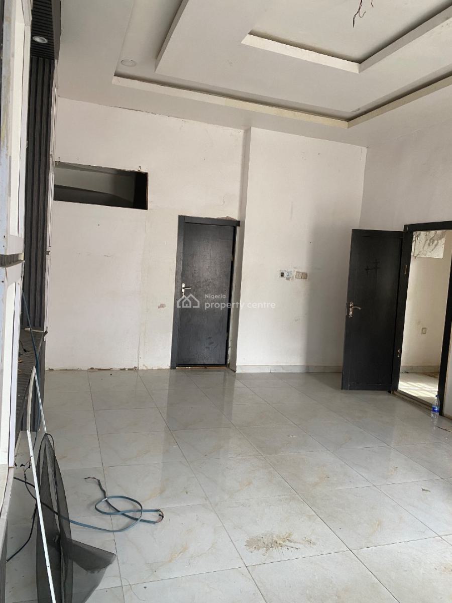 Very Spacious and Comfortable Studio with Separate Kitchen and Storer., Chevron Drive, Chevy View Estate, Lekki, Lagos, Self Contain (single Rooms) for Rent