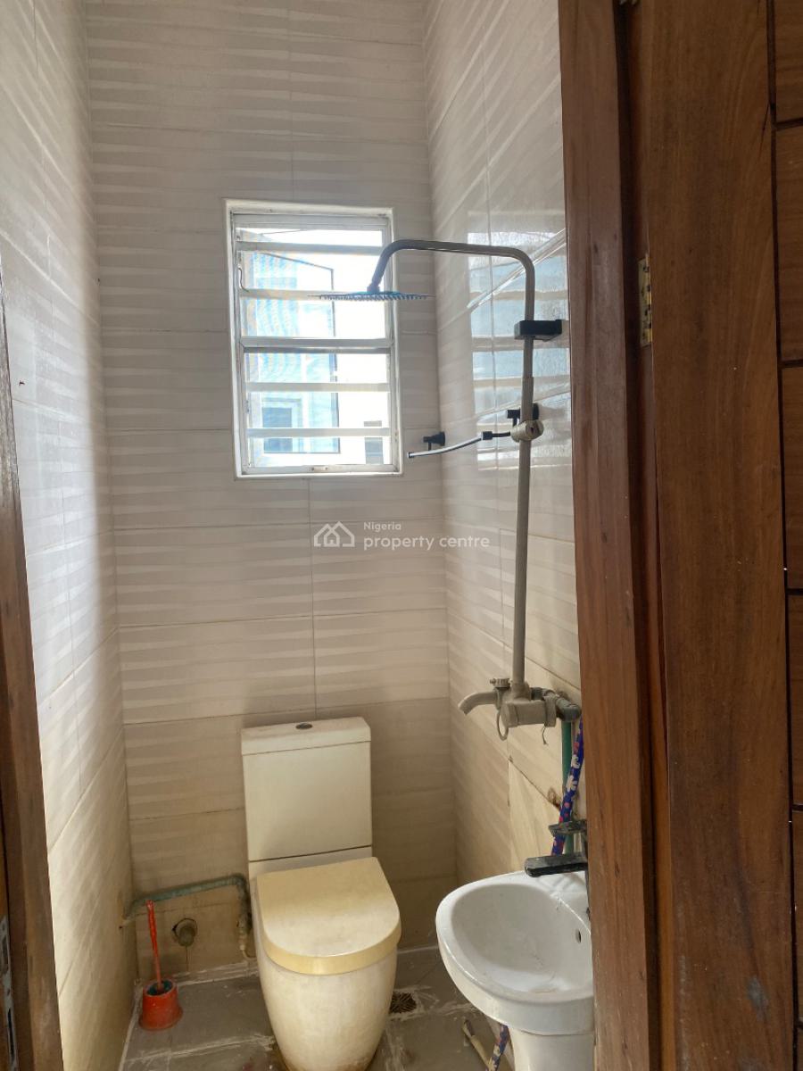 Very Spacious and Comfortable Studio with Separate Kitchen and Storer., Chevron Drive, Chevy View Estate, Lekki, Lagos, Self Contain (single Rooms) for Rent