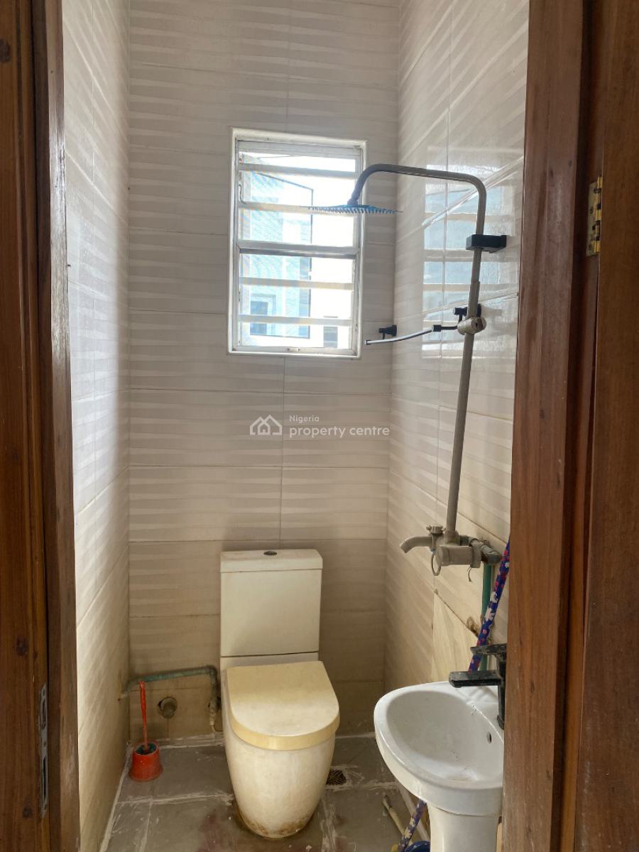 Very Spacious and Comfortable Studio with Separate Kitchen and Storer., Chevron Drive, Chevy View Estate, Lekki, Lagos, Self Contain (single Rooms) for Rent