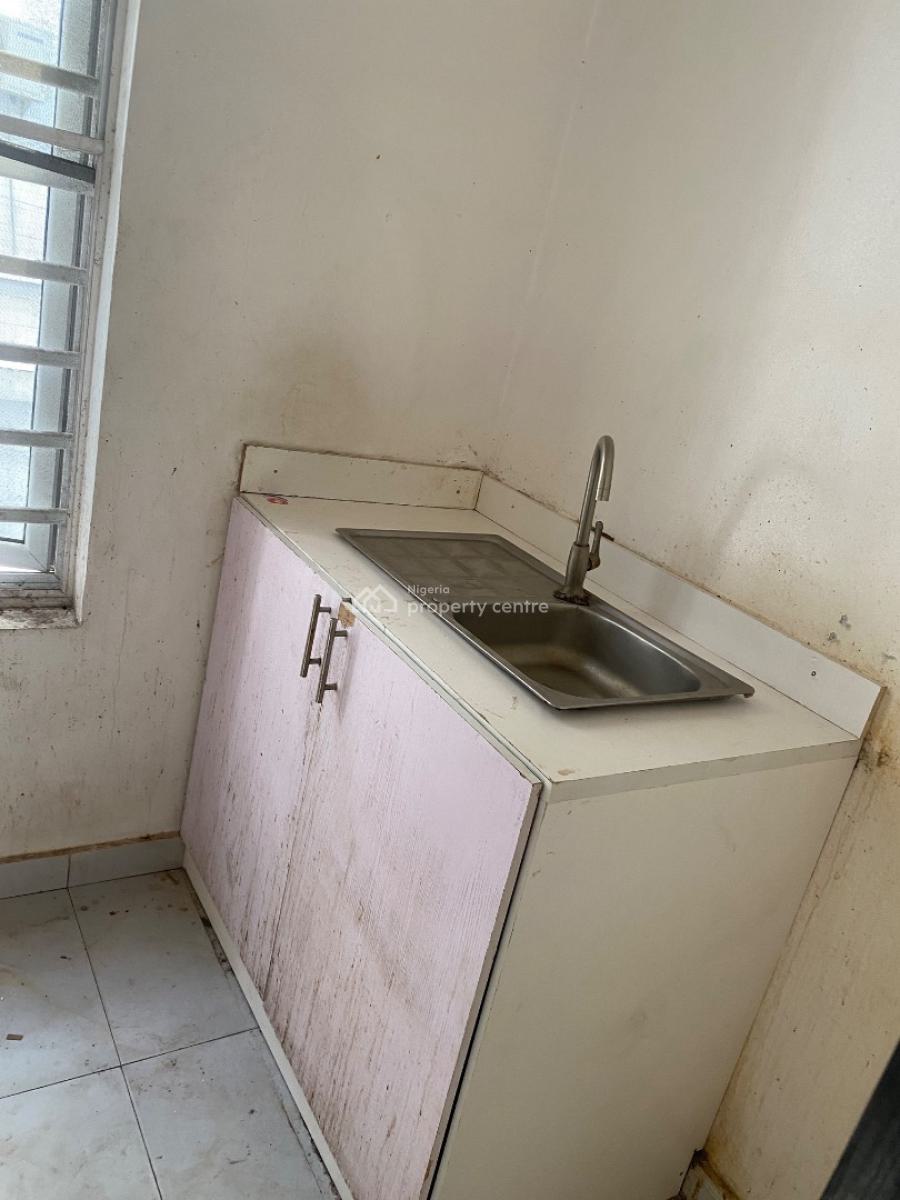 Very Spacious and Comfortable Studio with Separate Kitchen and Storer., Chevron Drive, Chevy View Estate, Lekki, Lagos, Self Contain (single Rooms) for Rent