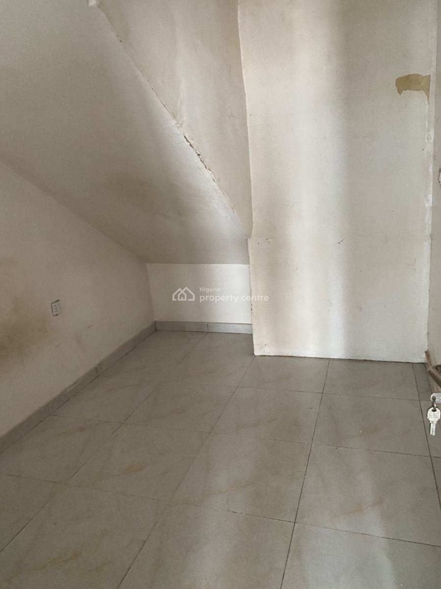 Very Spacious and Comfortable Studio with Separate Kitchen and Storer., Chevron Drive, Chevy View Estate, Lekki, Lagos, Self Contain (single Rooms) for Rent