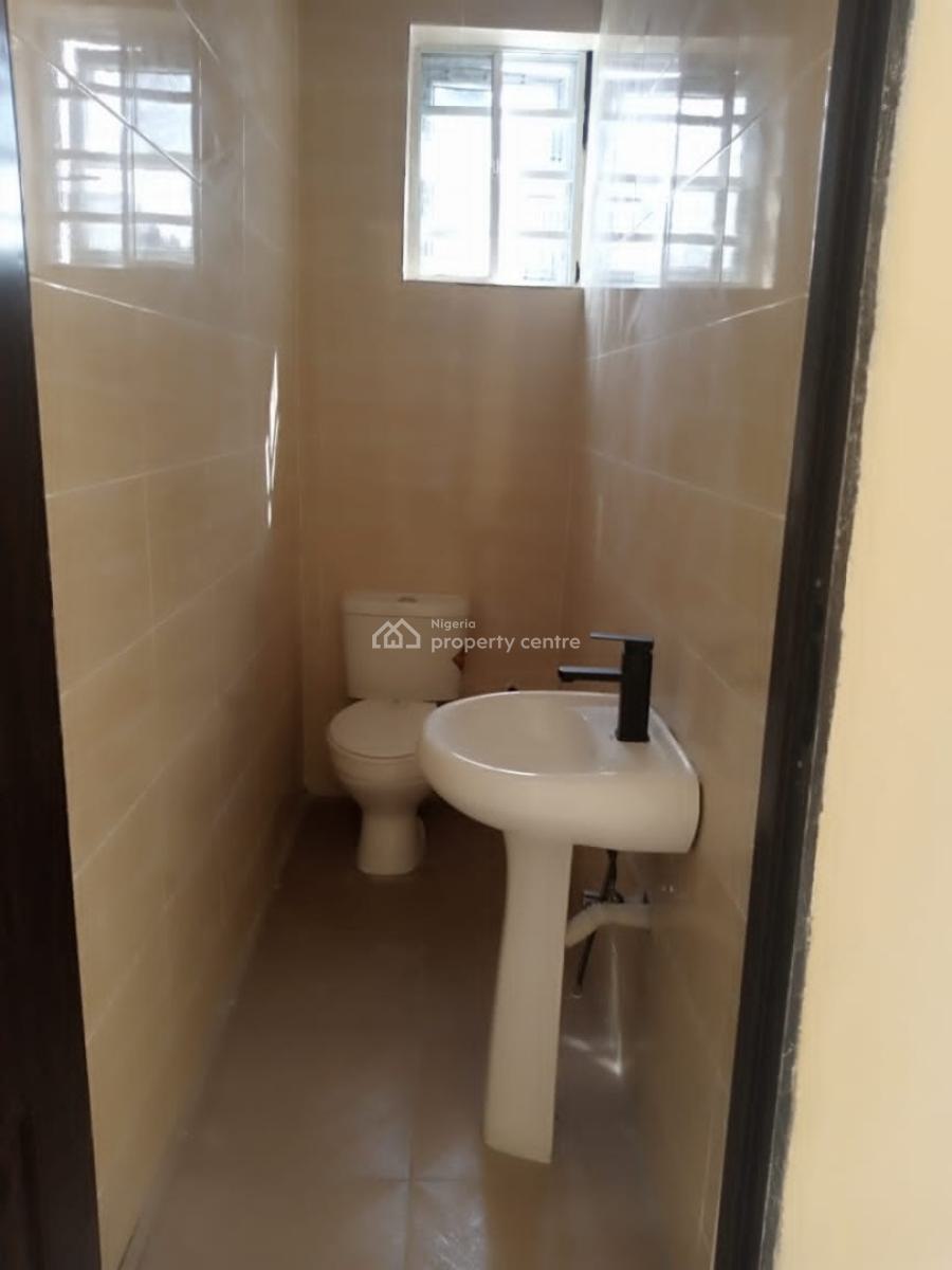 Tastefully Finished 3 Bedroom Upstairs, Abijo, Destiny Homes/gl, Ajah, Lagos, Flat / Apartment for Rent