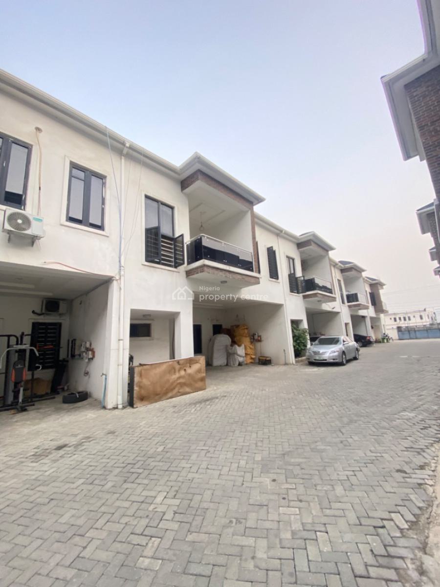 Distress 4 Bedroom Terrace Duplex with Bq Available, Orchid Road, Lekki, Lagos, Terraced Duplex for Sale