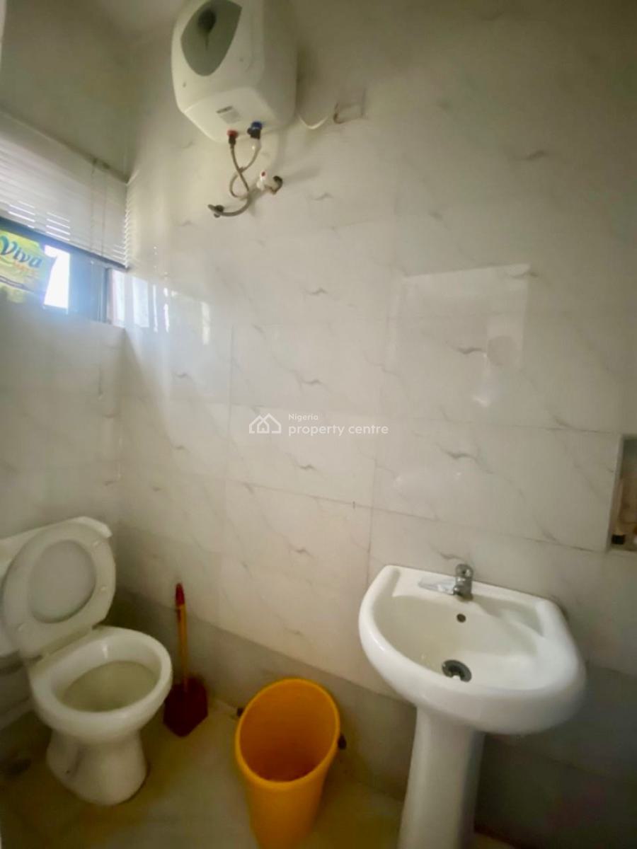 Luxury and Spacious Upstairs, Via Thera Annex, Sangotedo, Ajah, Lagos, Flat / Apartment for Rent