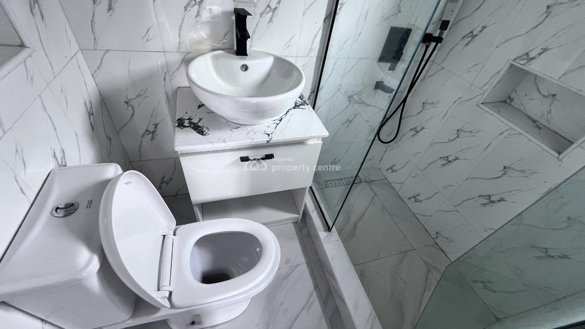 Luxury 3-bedroom Apartment with Bq., Ikoyi, Lagos, Flat / Apartment for Rent