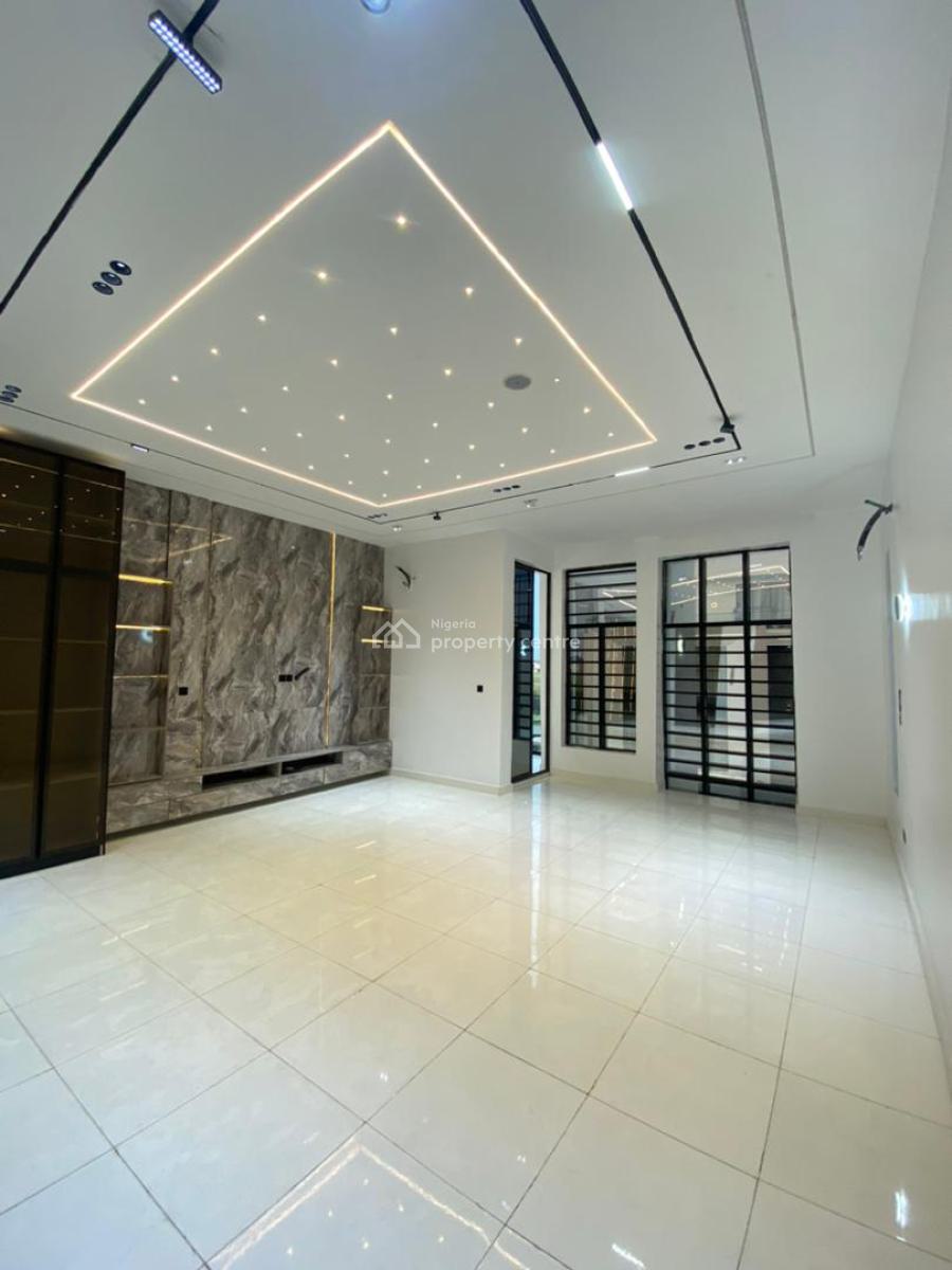 Contemporary 5 Bedroom Fully Detached Duplex with Bq in an Estate, Chevron, Lekki, Lagos, Detached Duplex for Sale